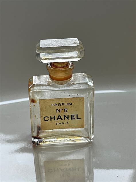 original price of chanel no 5 perfume|Chanel no 5 on sale.